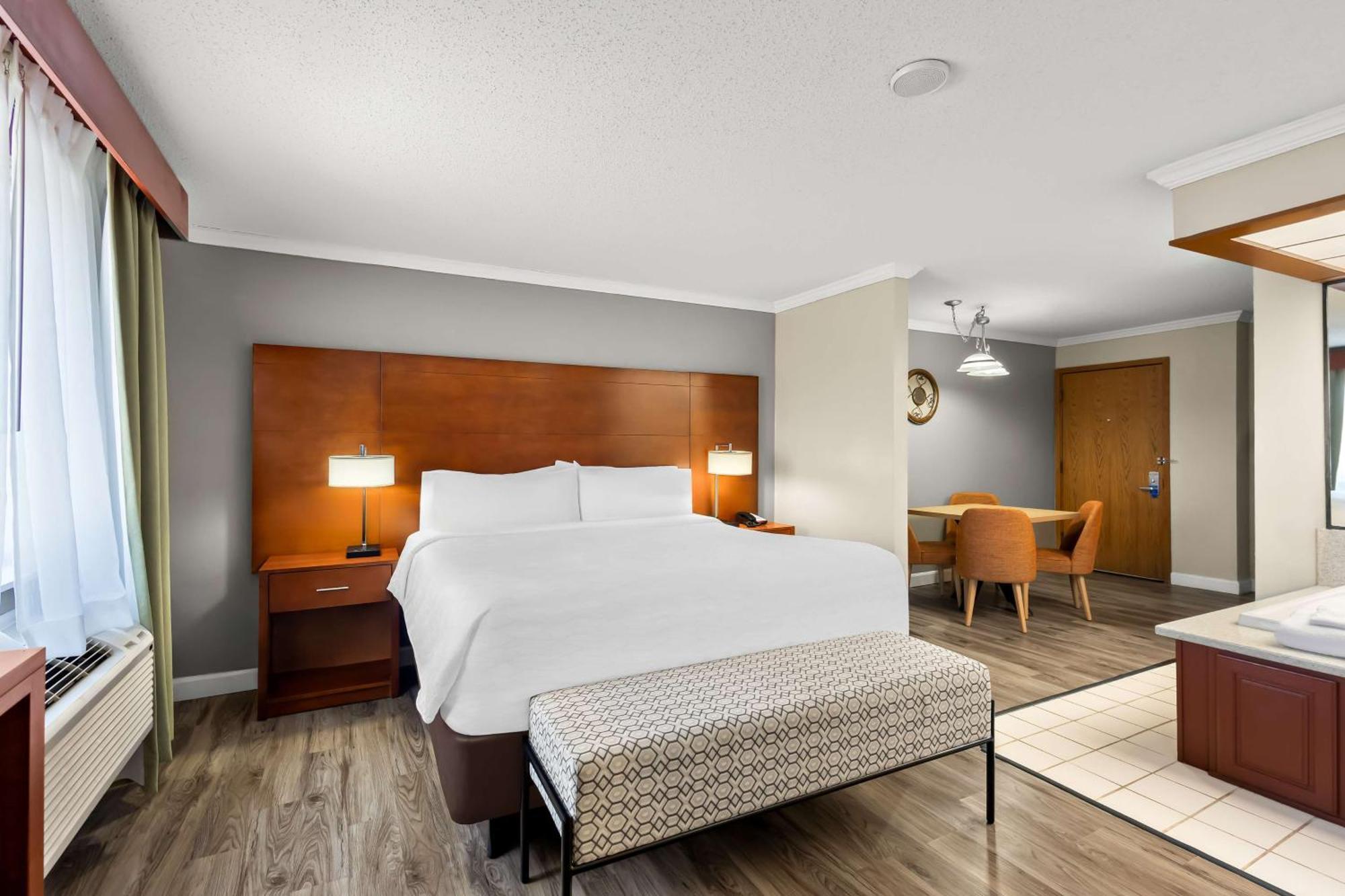 Best Western Fremont Angola I-80 90 Toll Road Экстерьер фото