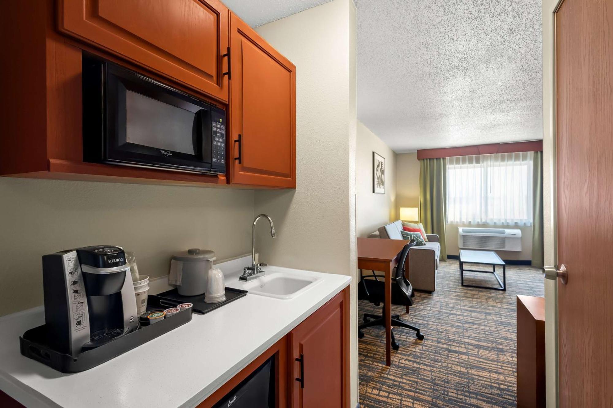 Best Western Fremont Angola I-80 90 Toll Road Экстерьер фото